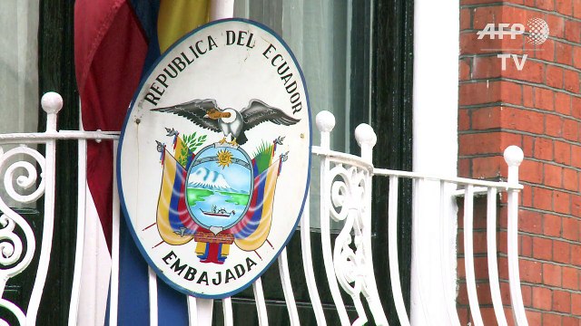 Londres: l'Equateur punit Assange en le privant d'internet