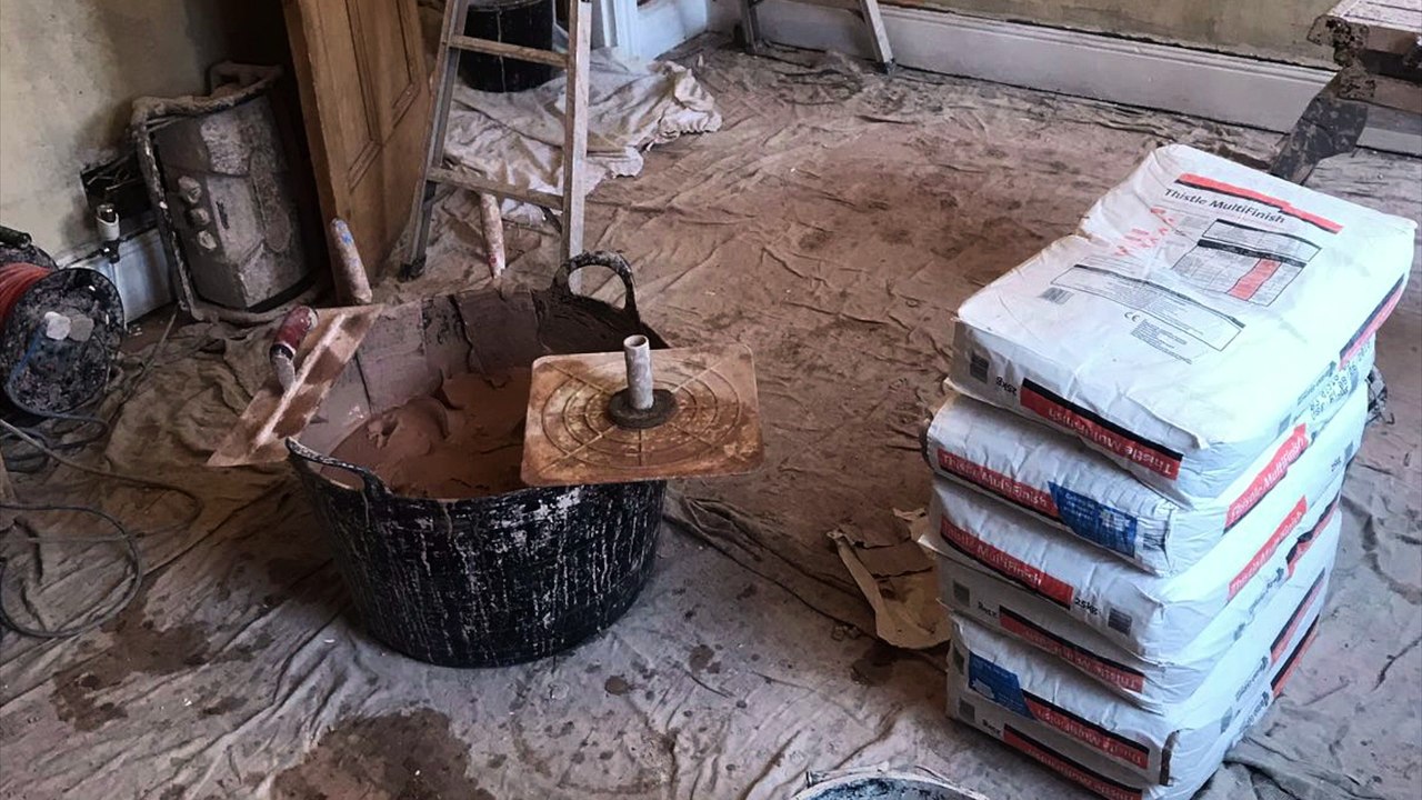 PLASTER SKIMMING OVER OLD WALLS & CEILINGS IN A TERRACED HOUSE IN CAERPHILLY SOUTH WALES