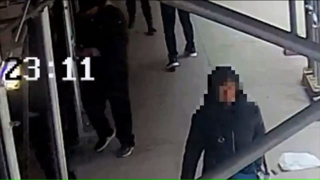 NJ Officers Allegedly Drag Domino's Employee in Fight Over Pizza Delivery