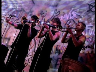 Psihomodo pop - Natrag u garažu (live)