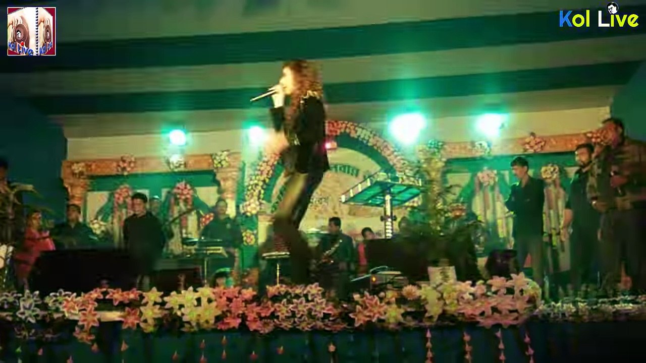 সায়ন্তিকা ব্যানার্জী || বাংলা সিনেমার নাইকা কে লাইভ দেখুন || নবান্ন মেলা 2018 || live performance