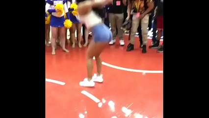 Cheerleader - extraordinary skill