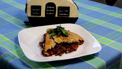 Chili Pie with Cornbread Crust