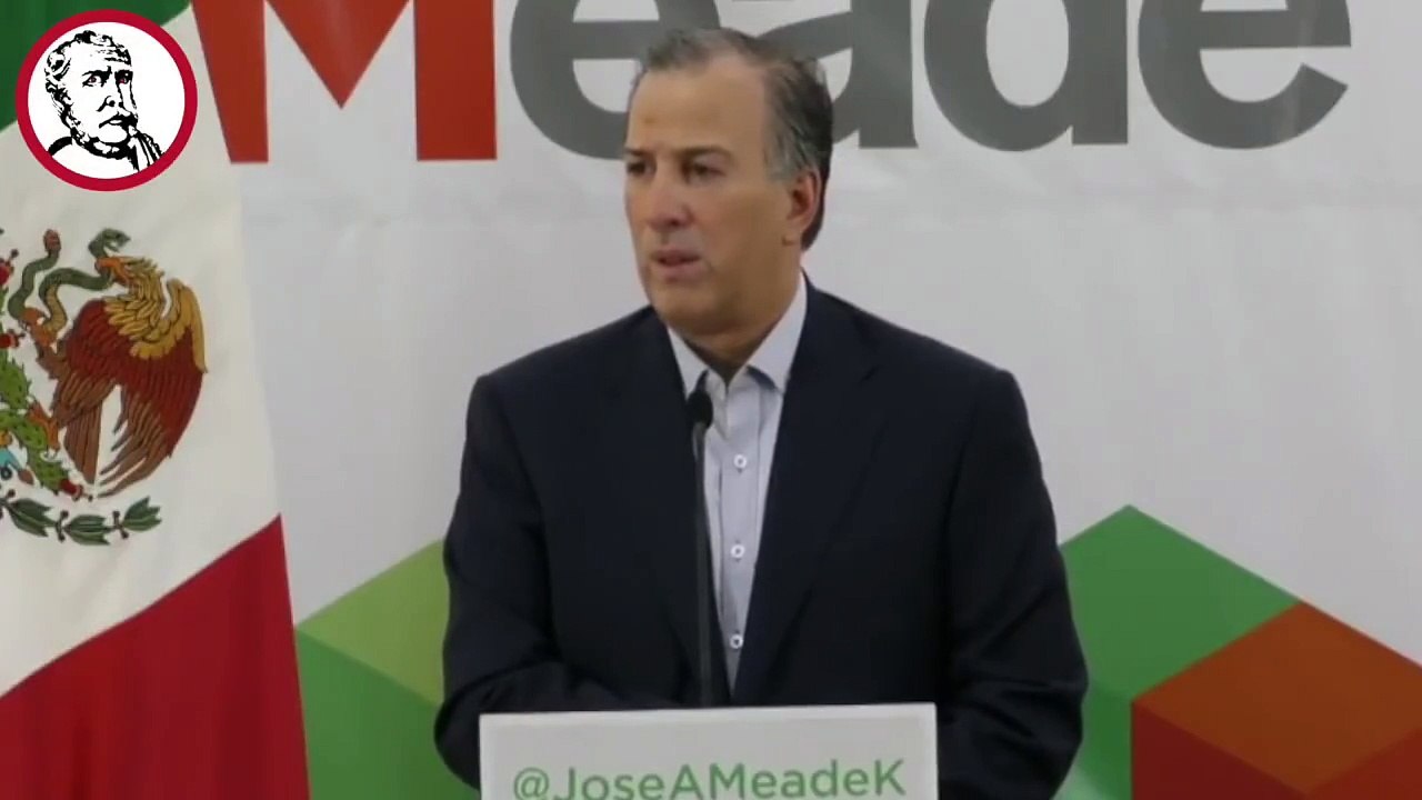 A Meade le preguntan sobre los corruptos y se niega a responder