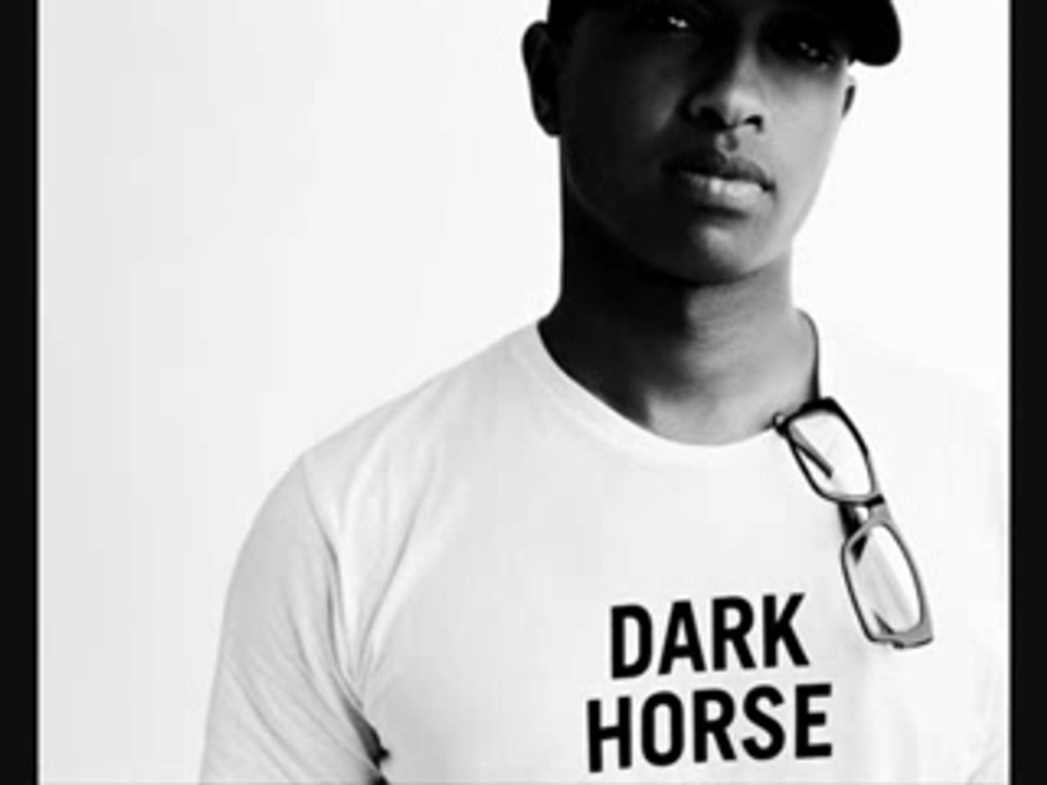 Kenna red sun sky blue