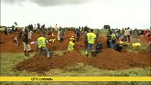 Burials for 300 people killed in Sierra Leone's mudslide [no comment]