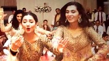 Mahira Khan Dancing On 'UP Bihar Lootne' Video Goes Viral