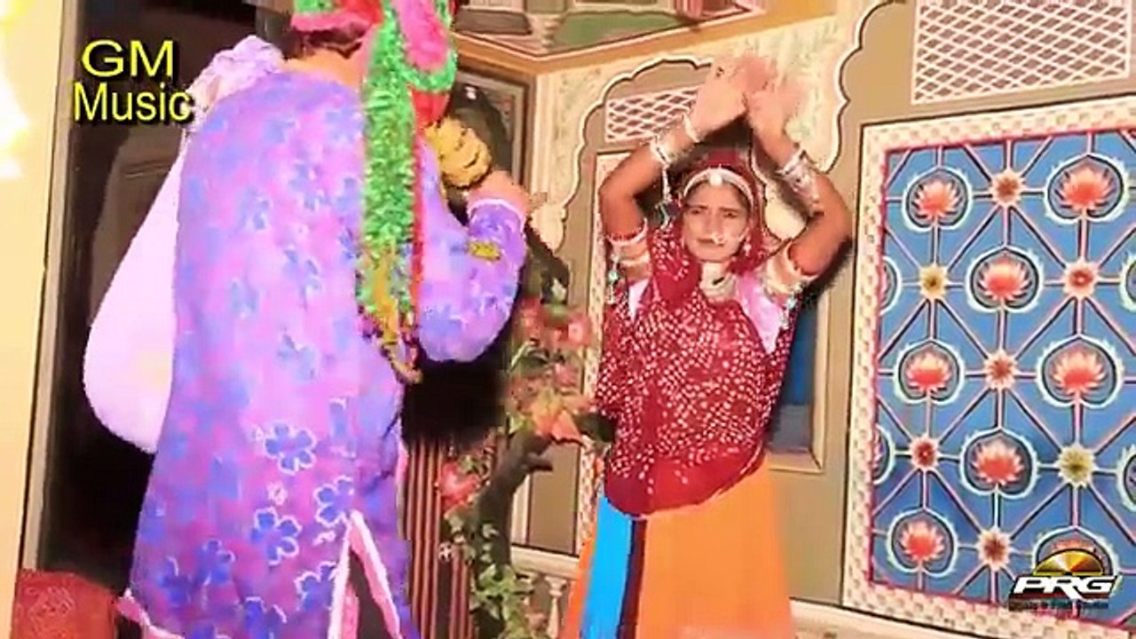 2014 Rajasthani Desi Belly Dance Song _ Main Mehla Mein Rehvan Wali _ Rajasthani Songs
