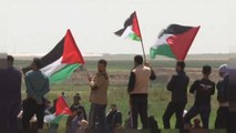 Gaza: la 'Marcia per il ritorno' al confine con Israele. Il primo bilancio di sangue