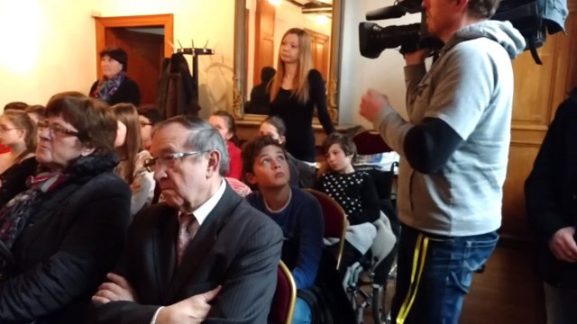 Silly: le bourgmestre Christian Leclecq s'exprime lors de la cérémonie des Justes parmi les Nations