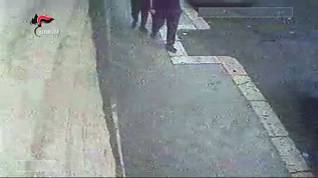 Bari: rapina posta privata e poi picchia Carabiniere, arrestato