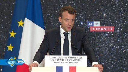 Intelligence artificielle : Emmanuel Macron veut doubler le nombre d'étudiants formés à l'I.A.