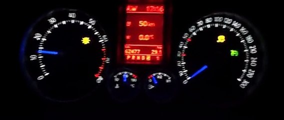 GOLF 5 R32 BRUTAL Acceleration