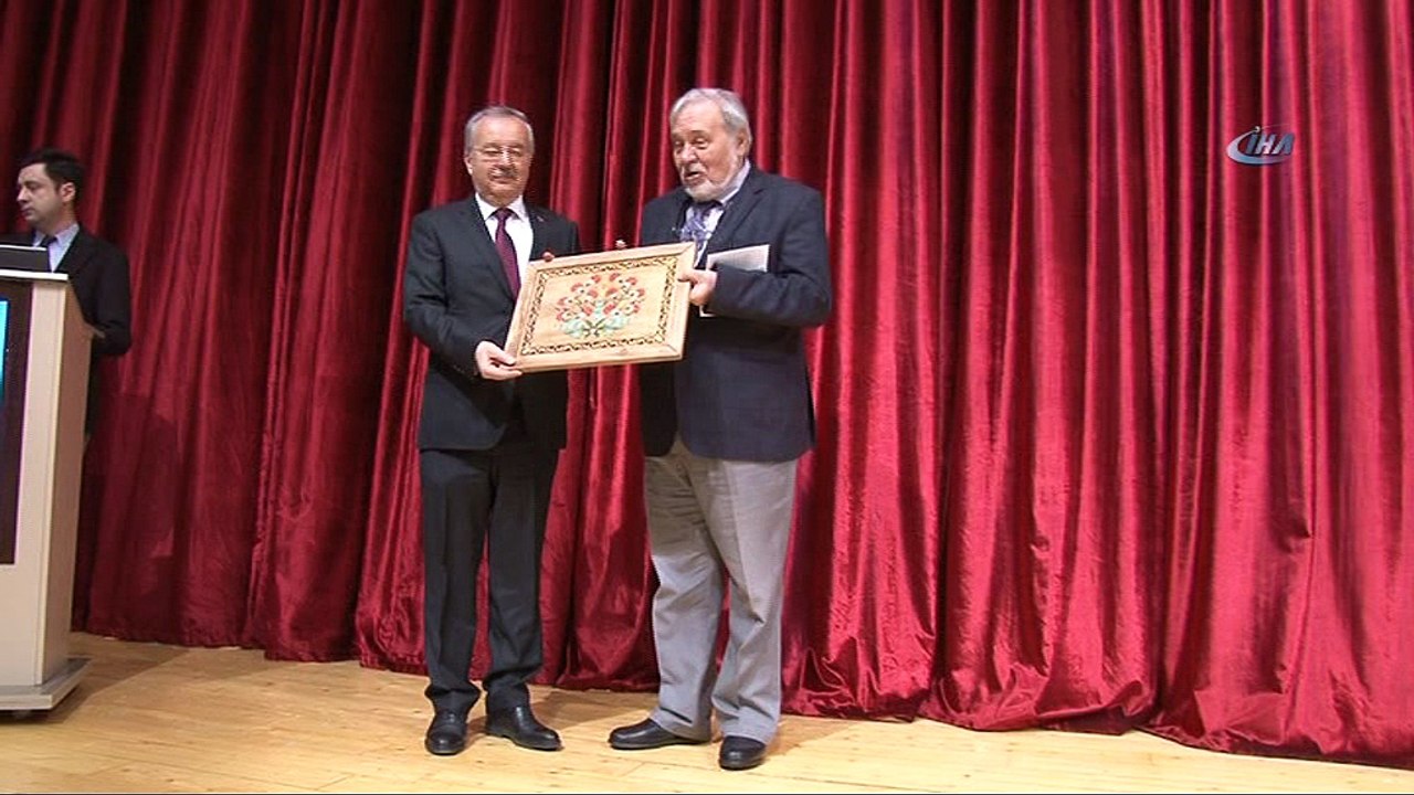 İlber Ortaylı’dan sert sözler: “Topkapı tuvalethane değil”