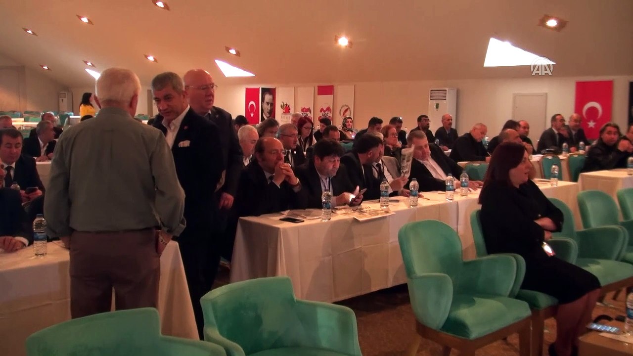 TGK Genel Başkanı Kolaylı: 'Yoldan geçen herkesin gazeteci olabildiği bir durumdayız' - ANTALYA