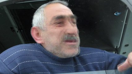 Sahara Geçidi'nde kar ve tipi nedeniyle mahsur kalan TIR'lar geri döndü