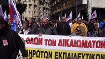 Yunan polisinden gösteri yapan öğretmenlere müdahale - ATİNA