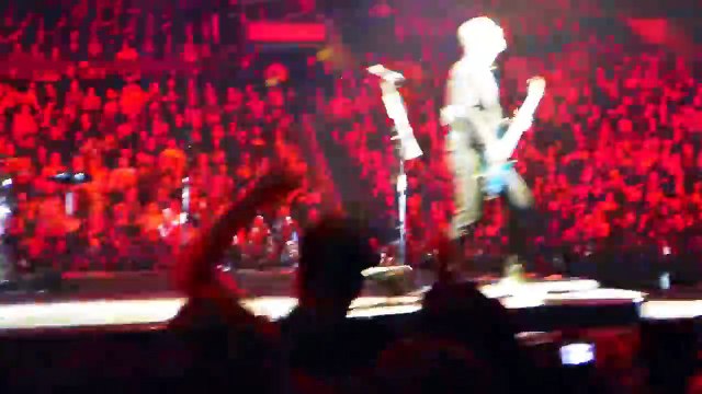 Muse - Hysteria, Staples Center, Los Angeles, CA, USA 12/19/2015