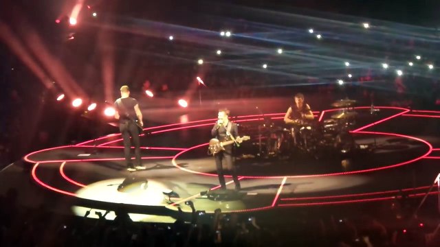 Muse - Interlude + Hysteria, Palacio de los Deportes, Mexico City, Mexico 11/17/2015