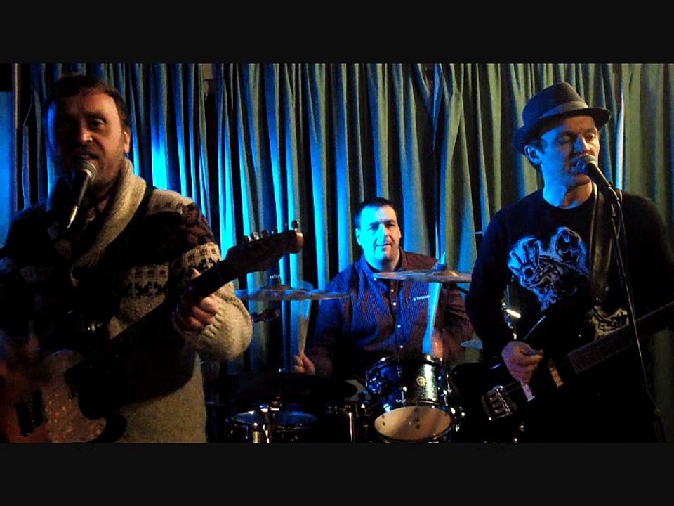 Junebug perform 'Ever Fallen In Love' by The Buzzcocks (Cover Version)