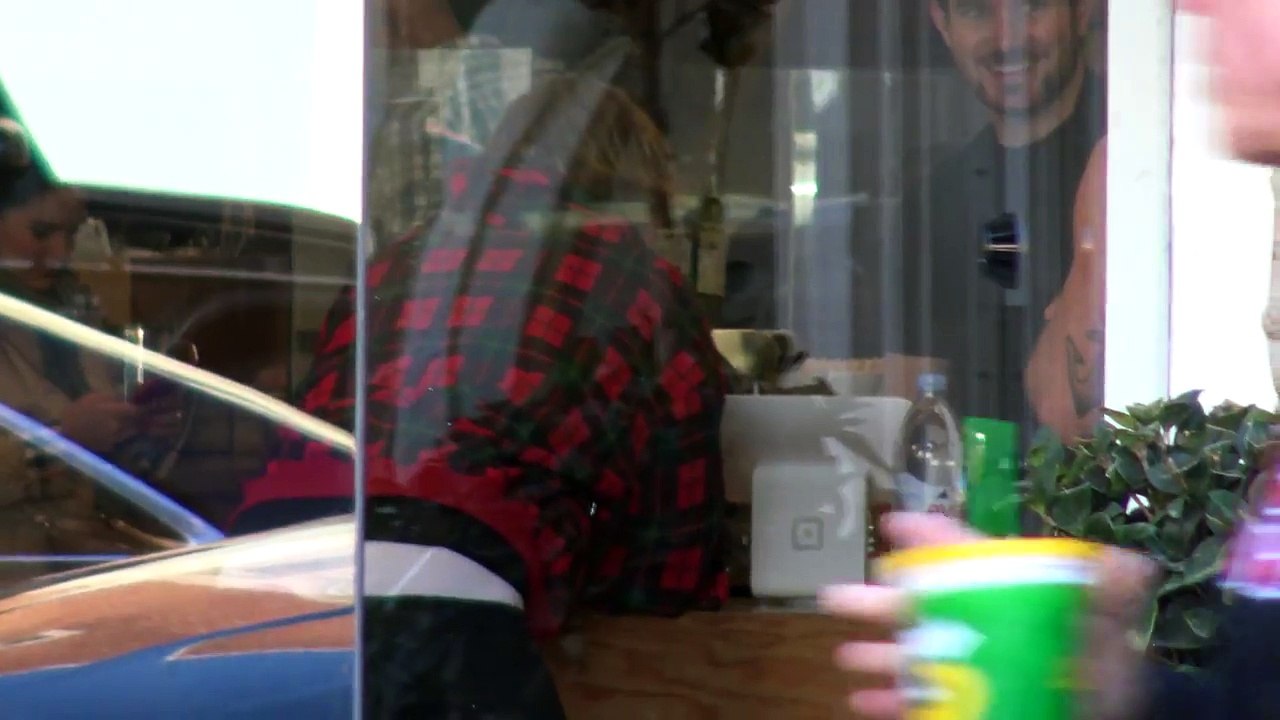 Justin Bieber Does Hip Thrusting Dance With His Undies Hanging Out