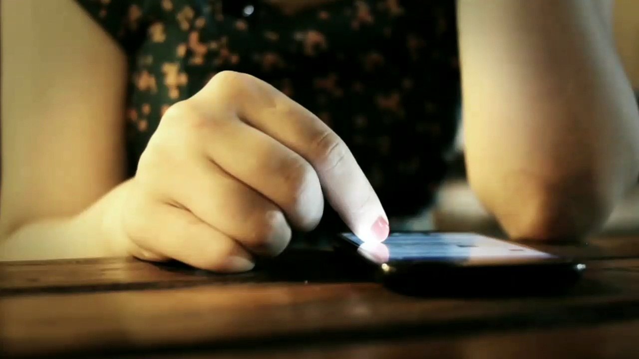 इस App का उपयोग करके 2.5 लाख रुपये प्रति माह कमाएं [Earn 2.5 Lakh rupees per month by using this App]