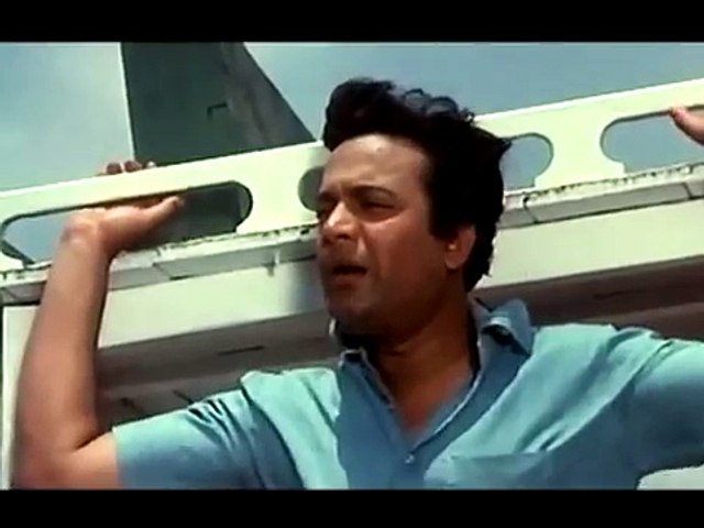 Ki Ashaay Bandhi Khelaghor || Amanush Bengali Movie Song ||  Uttam Kumar