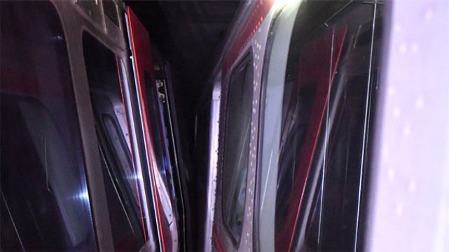 Ankara Metrosunda İki Tren Çarpıştı, Seferler Durdu