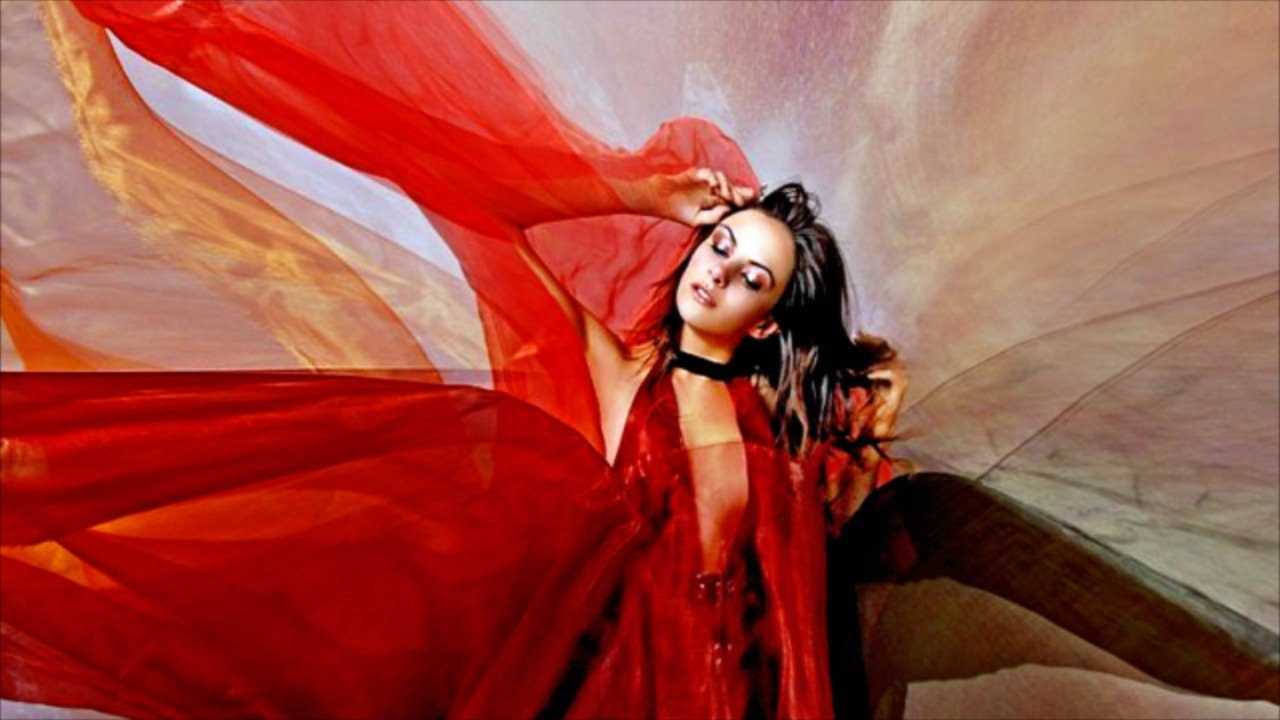 Muazzez Abacı - Leyla