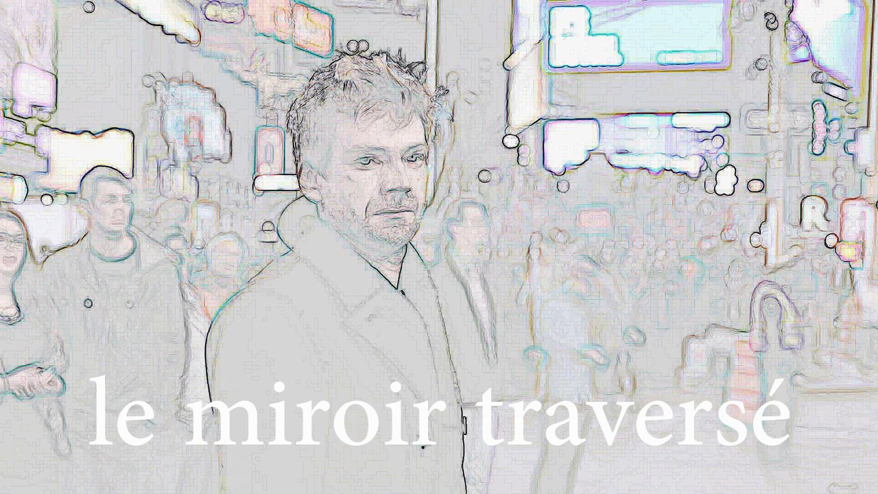 REGARD 483 - entretien avec la réalisatrice Julia Solomonoff   pour son film  NOBODY'S WATCHING.  RLHD.TV