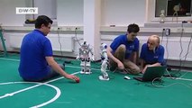 Der Siegerblick - Roboter im Fußballfieber | Projekt Zukunft