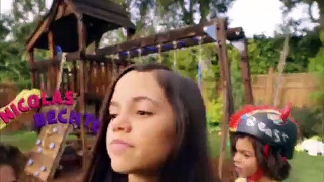 Stuck In The Middle S01E08 Stuck in Harley's Comet