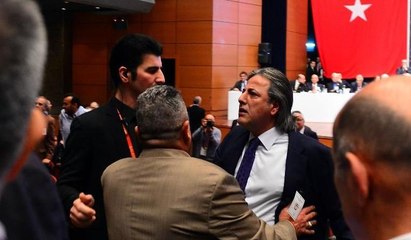 Galatasaray Mali Genel Kurulu'nda gerginlik