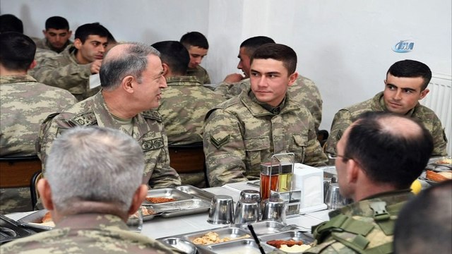 Genelkurmay Başkanı Akar, Tugay Komutanlığında incelemede bulundu