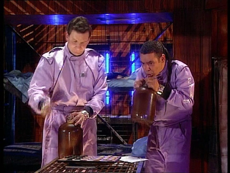 Red Dwarf Extras Season 01 Extra 02 - Drunk