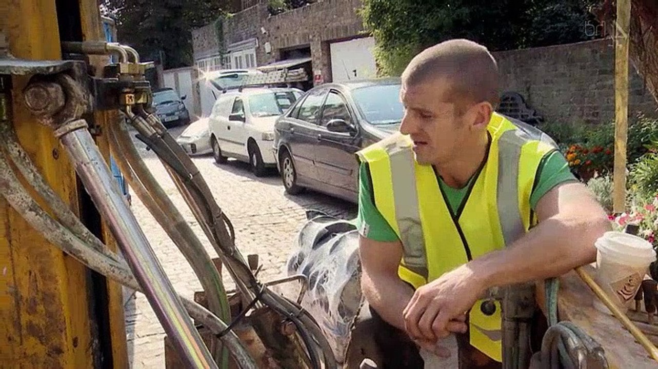 Grand Designs S12E10 Revisited  London The Disco Home (Revisited from S11 Ep7)