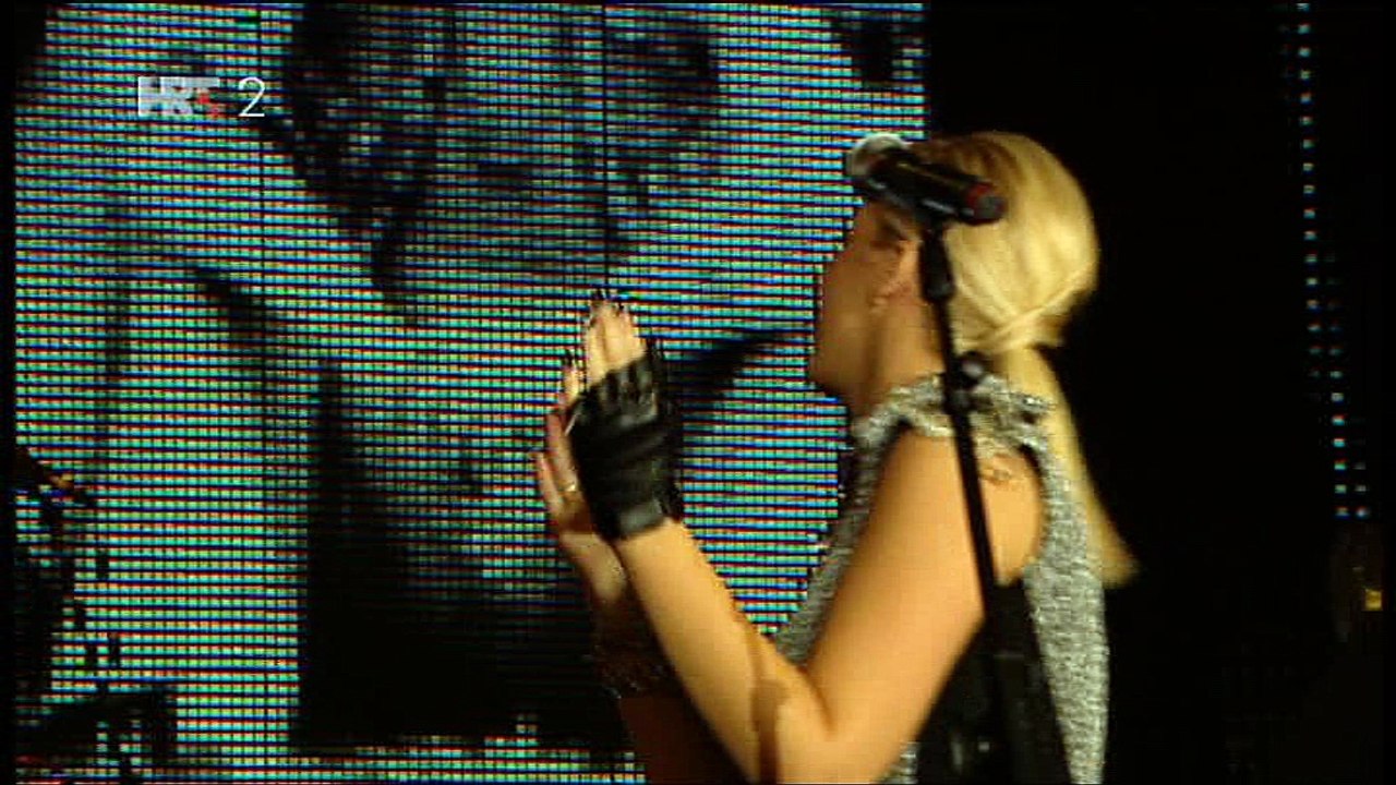 Teška industrija - Tugo nesrećo (live)