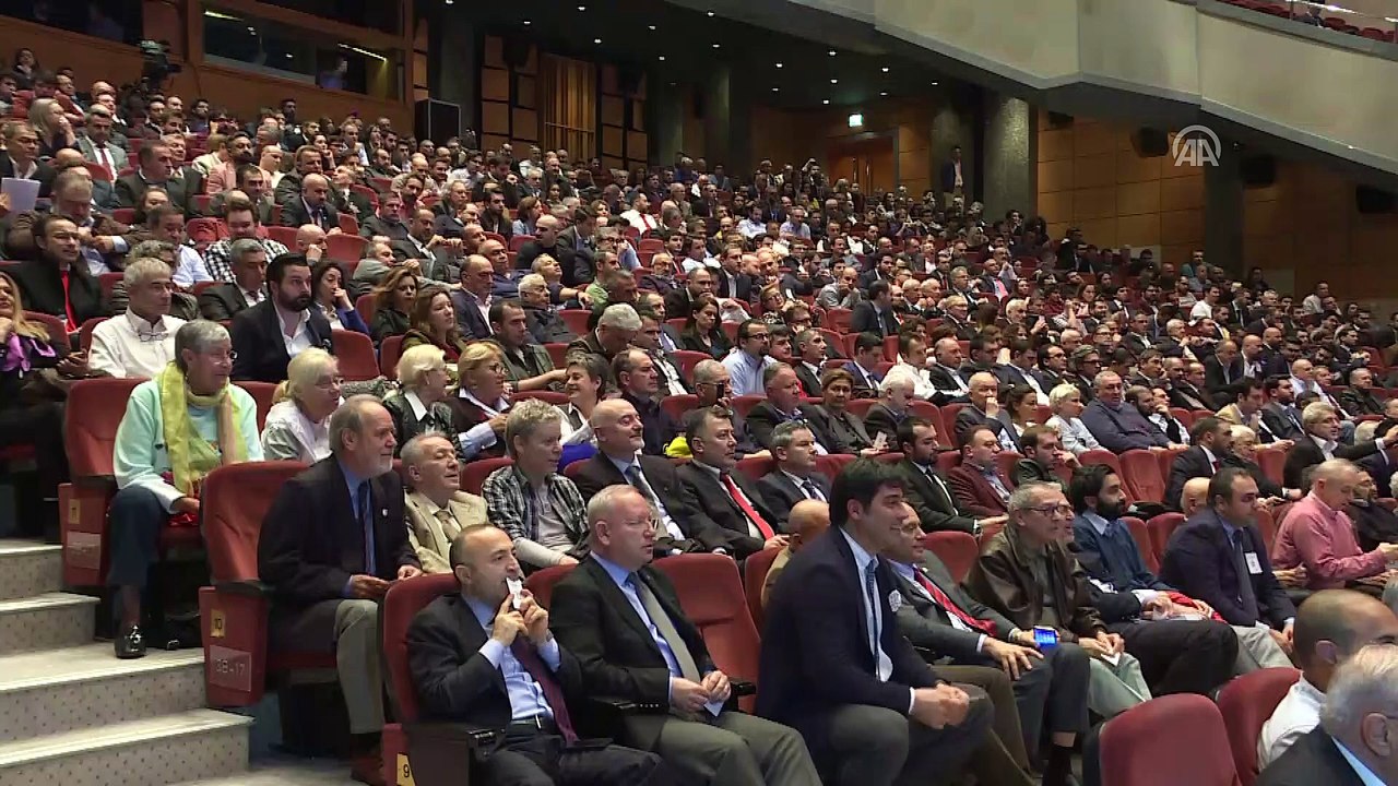 Dursun Özbek yönetimi, mali ve idari yönden oy çokluğuyla ibra edildi - İSTANBUL