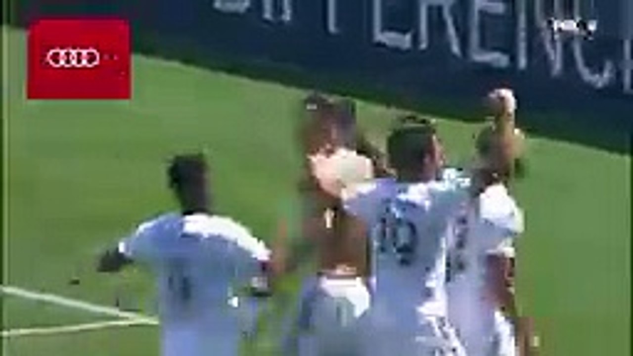 Le premier but monstrueux de Zlatan Ibrahimovic avec le LA Galaxy