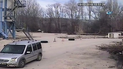 Ankara başta olmak üzere 4 ilde 'Kirpi' operasyonu...  500 bin TL değerinde kablo çalan çete çökertildi