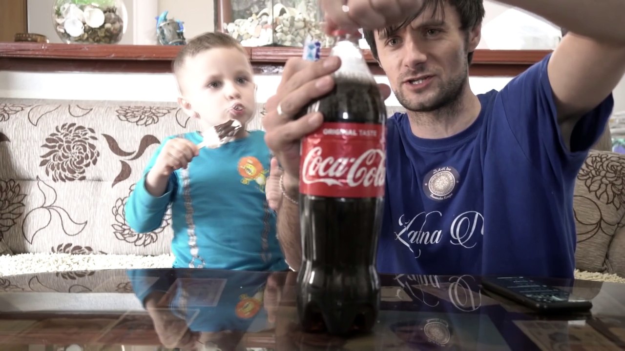 NOVI PRANK S MALIM _Coca-Cola+Mentos