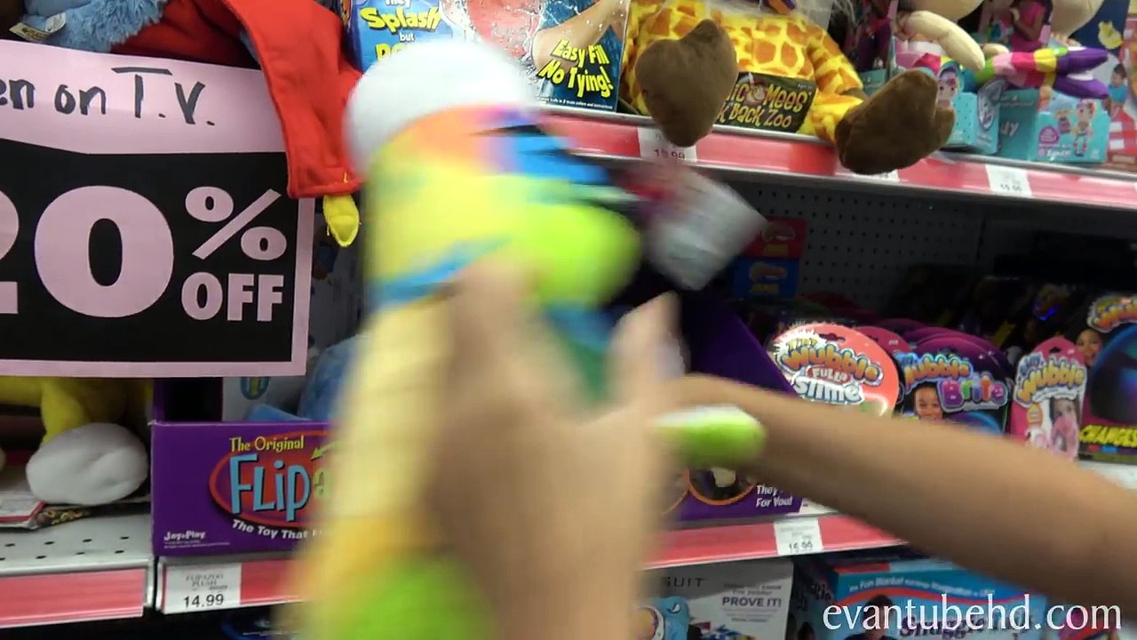 MAKING A MUSIC VIDEO IN TOYS "R" US!!! Toys "R" Us Closing BTS! Last Day of Toy Shopping!