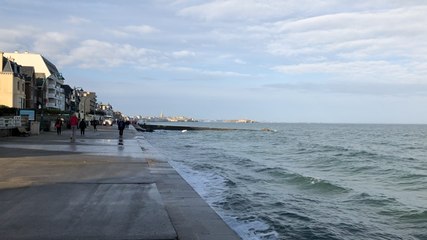 Grande et calme marée