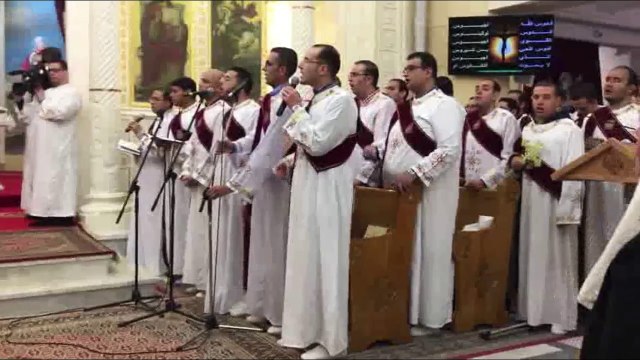 الأنبا بولا يترأس صلاة قداس أحد الشعانين بكنيسة مارجرجس بطنطا