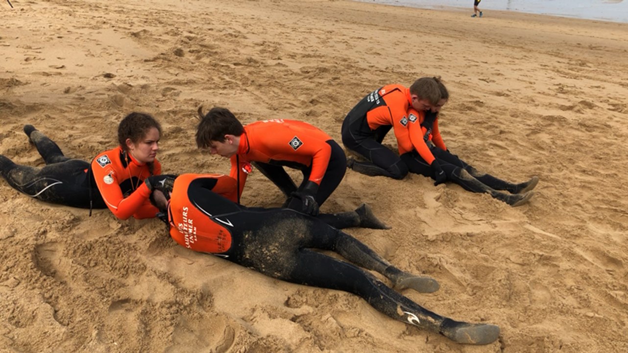 Les nouveaux  nageurs sauveteurs de cet été sont prêts