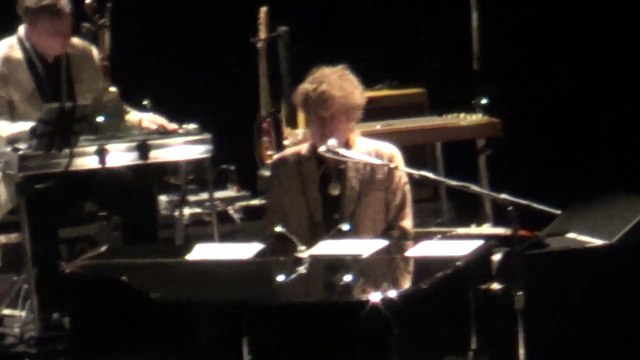 Bob Dylan - Make You Feel My Love - Live Concert - Altice Arena - Portugal) March 22 2018