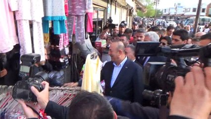 - Bakan Çavuşoğlu Diyarbakır'da esnafı ziyaret etti