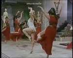 Hot Arabic Dance : Beautiful girls perform group dance, amazing