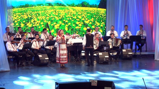 Florica Zaha & Orchestra Rapsodia Bihoreana,dir. Liviu Butiu - Recital Oradea 2015