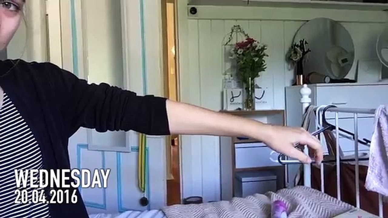WEEKLY VLOG #12 | I FRACTURED MY WRIST?!